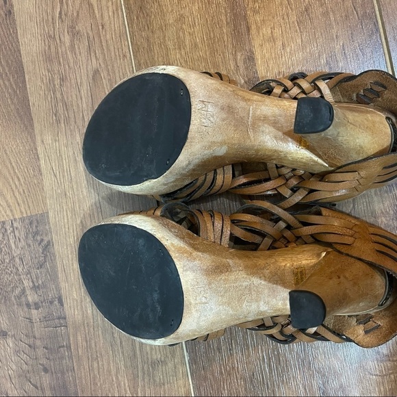 Michael Michael Kors Brown Gladiator Heels - Picture 11 of 13